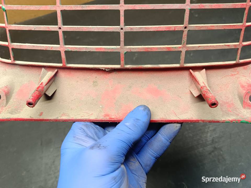 Owiewka osłona chłodnicy plastik kratka części małopolskie Gołaczewy