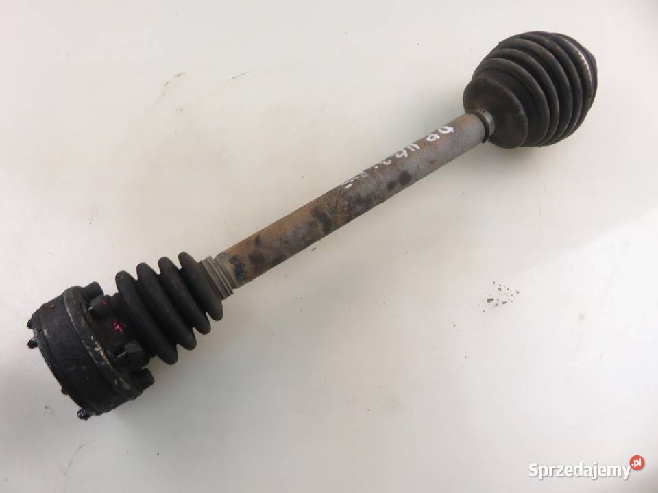 PÓŁOŚ PRAWA PRZEDNIA AUDI 80 B4 20 90 ABT małopolskie