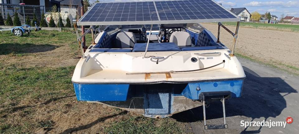 Łódka łódź bayliner capri panel foto kanapy Sport i Wypoczynek Pułtusk