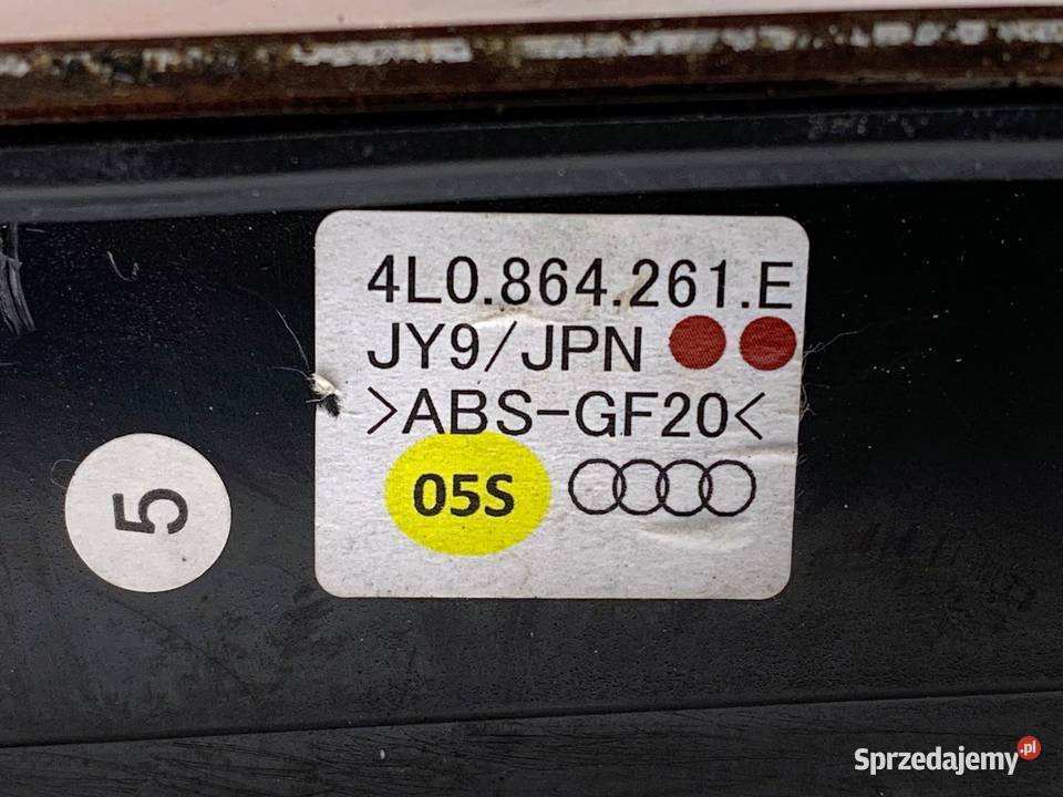 LISTWY DEKOR AUDI Q7 4L 4L0864261E Hatchback osobowe sprzedam