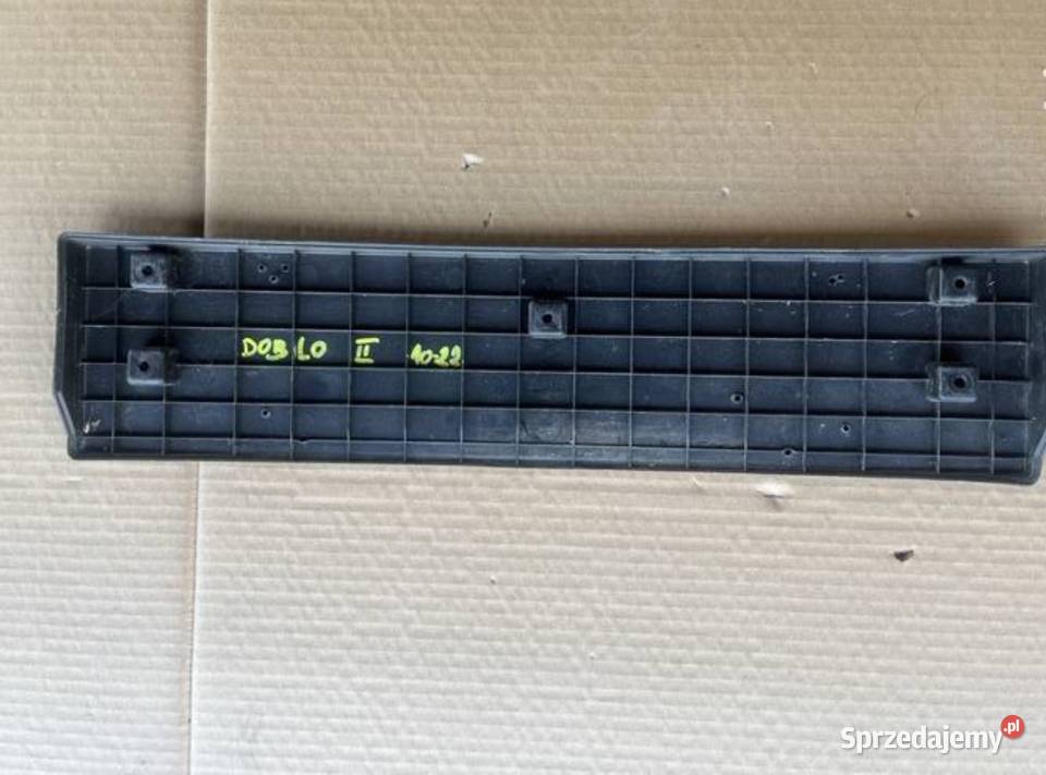 FIAT DOBLO II 2 1022 PODSTAWA TABLICY PRZÓD wielkopolskie Międzychód
