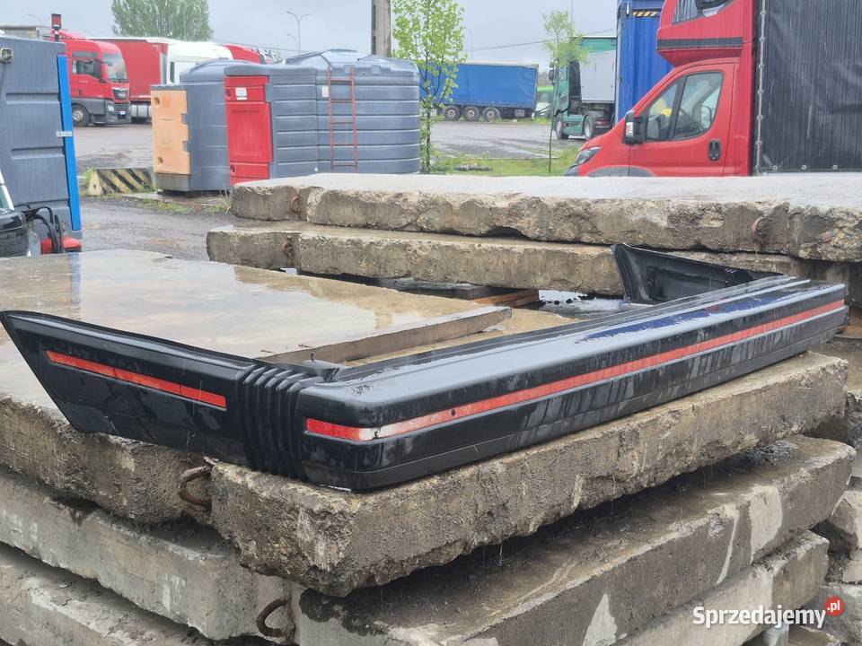 Volvo 740 zderzak tył Podozierany sprzedam