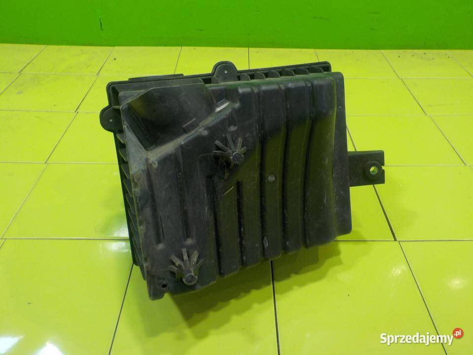 SSANGYONG RODIUS II TURISMO 20 B 14r obudowa osobowe mazowieckie Suków sprzedam