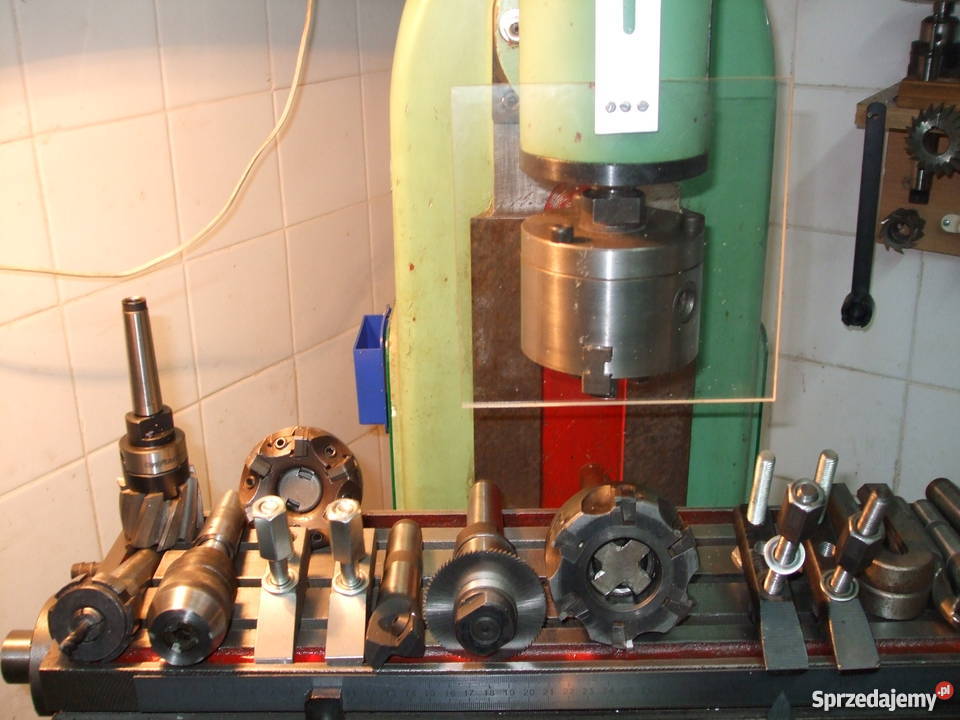 Frezarka do metali PionowoPozioma Polska PONAR Tczew