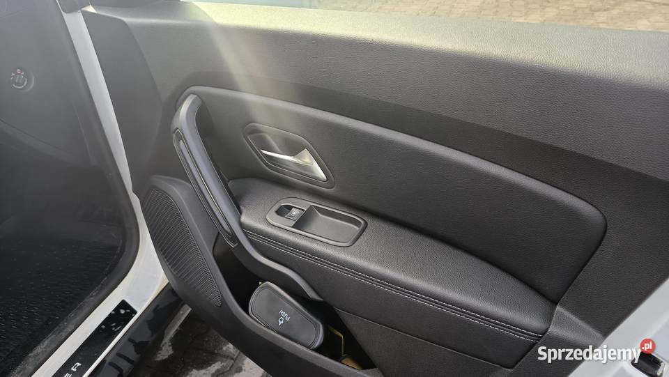 Dacia duster 2019 16 Benz 35500 przebiegu