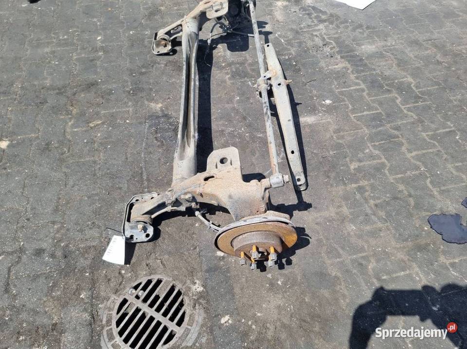 BELKA SANKI TYŁ OPEL ASTRA J Lipno