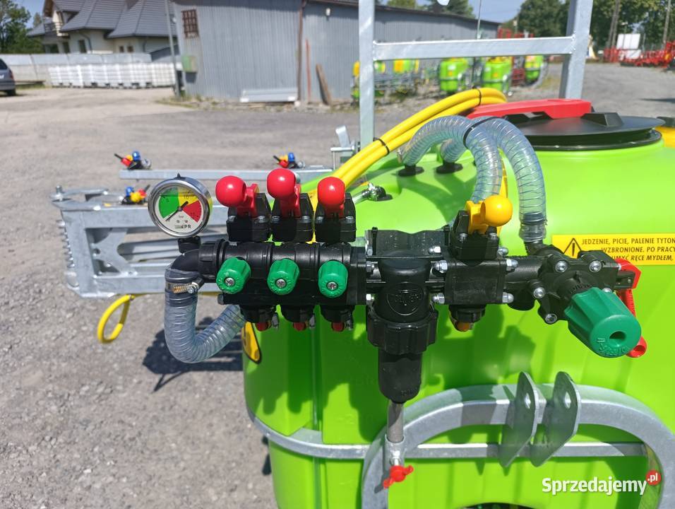 Nowy opryskiwacz 400l 600l 800l 1000l lance 12 m łódzkie Kutno