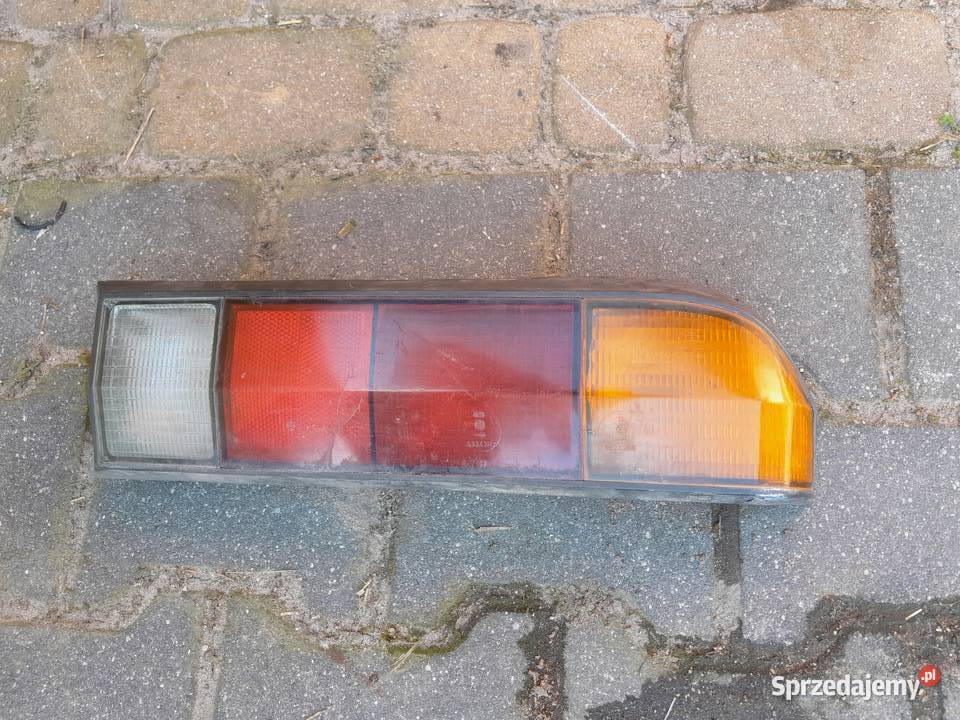 Opel manta lampa tylna prawe Łomża sprzedam