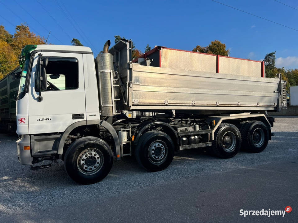 Wywrotka 8x4 3 stronna Mercedes 456235km Warszawa