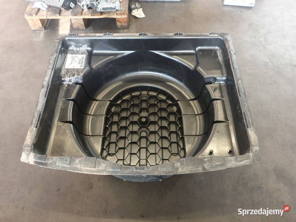 PAS TYLNY WANNA AUDI A8 42 TDI 4E0803265 Lipno