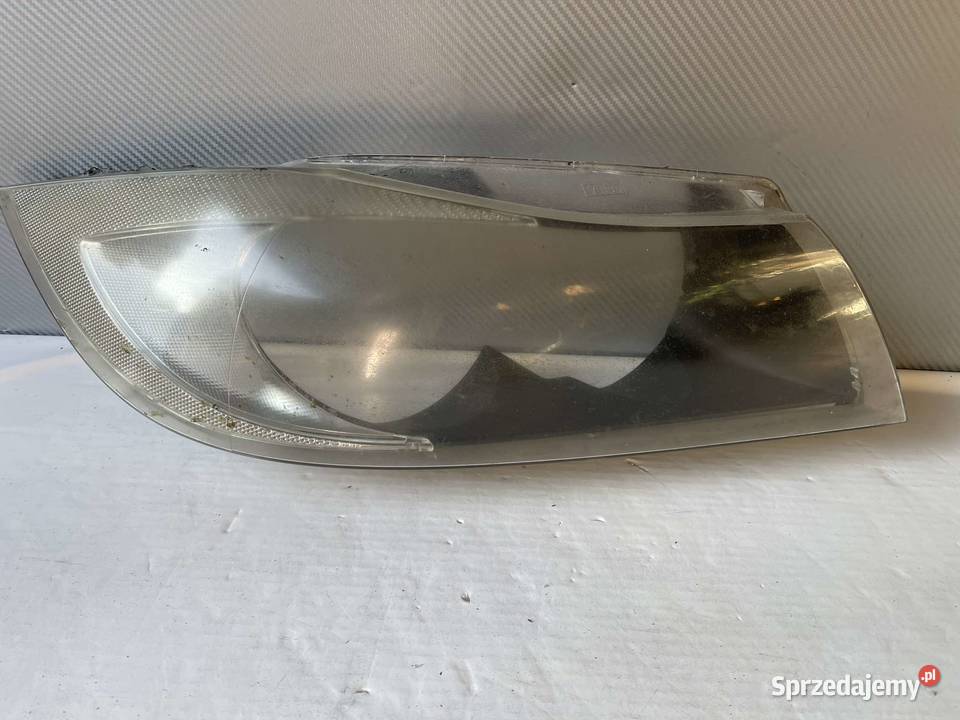 BMW E90 PRAWY KLOSZ  LAMPY Z MASKOWNICĄ wielkopolskie Ostroróg