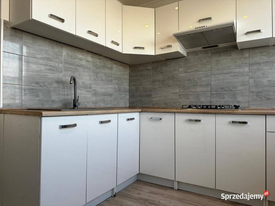 Na sprzedaż 3 pokoje remoncie 4815 m2 piwnica Piotrków Trybunalski