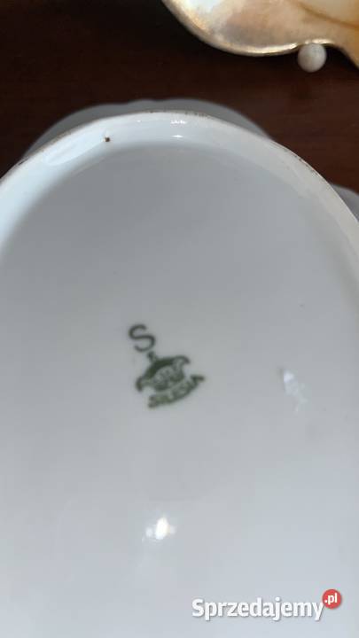 Patera z opalizowanej porcelany Syg Sile Porcelana i szkło Gdańsk