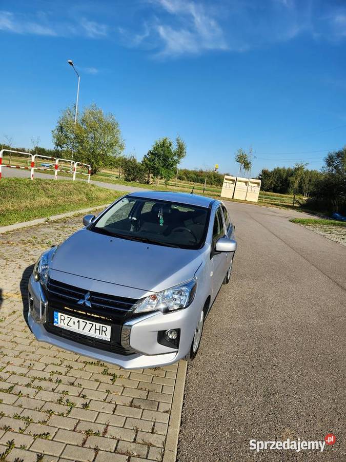 Mitsubishi Space Star Toyota Yaris mały przebieg 1000cm3 Rzeszów