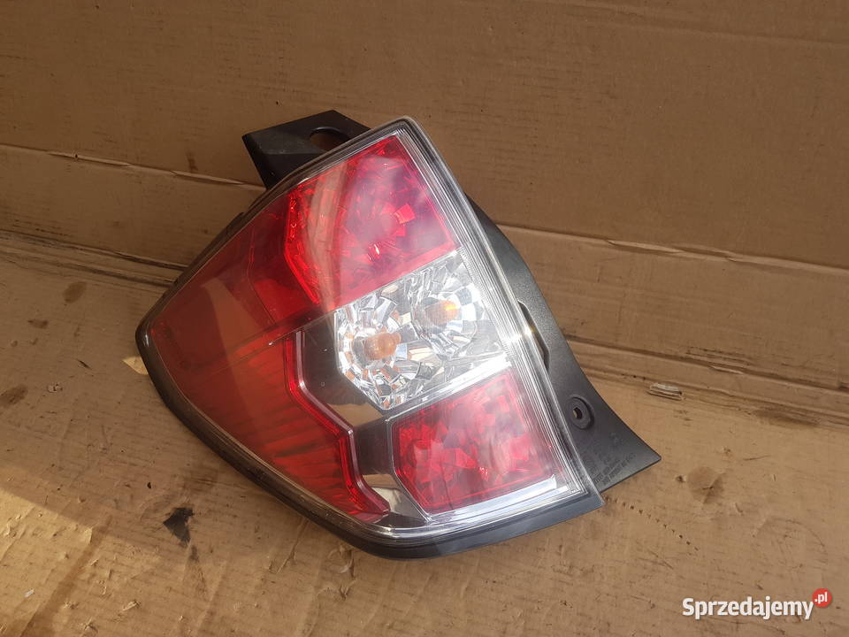 Subaru Forester 3 SH kompletna lampa tylna sprzedam