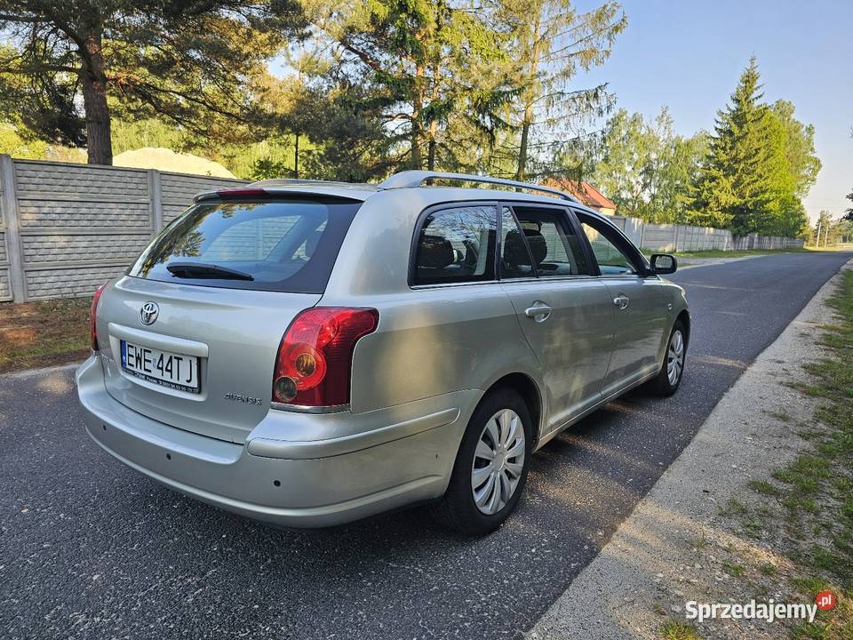 Toyota avensis 18 benzyna Chotynin