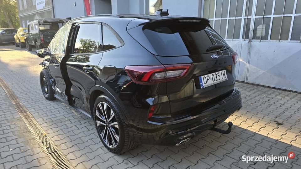 Ford Kuga 25 FHEV FWD STLine X eCVT sprzedam
