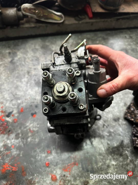części wózek widłowy TOYOTA pompa wtryskowa Działoszyn sprzedam