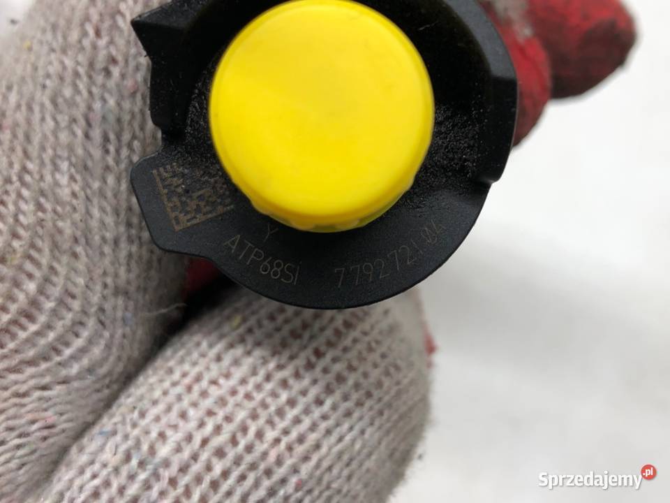 WTRYSKIWACZE KOMPLET BMW E93 0445115048 30 231