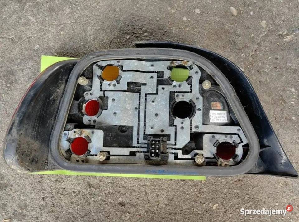Lampa prawy tył BMW e38 śląskie sprzedam
