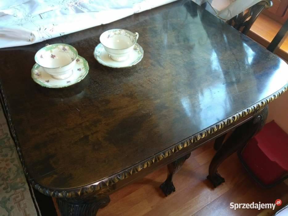 Komplet Stoł Z 6 krzesłami I 2 komodami