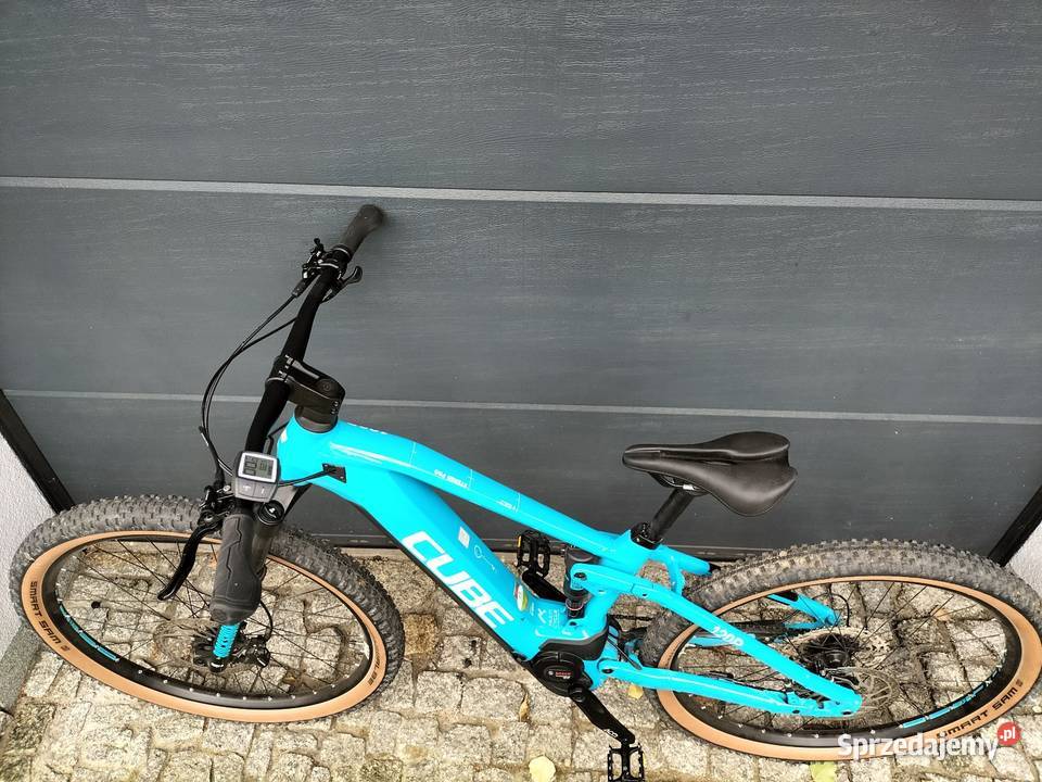 Sprzedam rower elektryczny Cube Bosch Lusowo