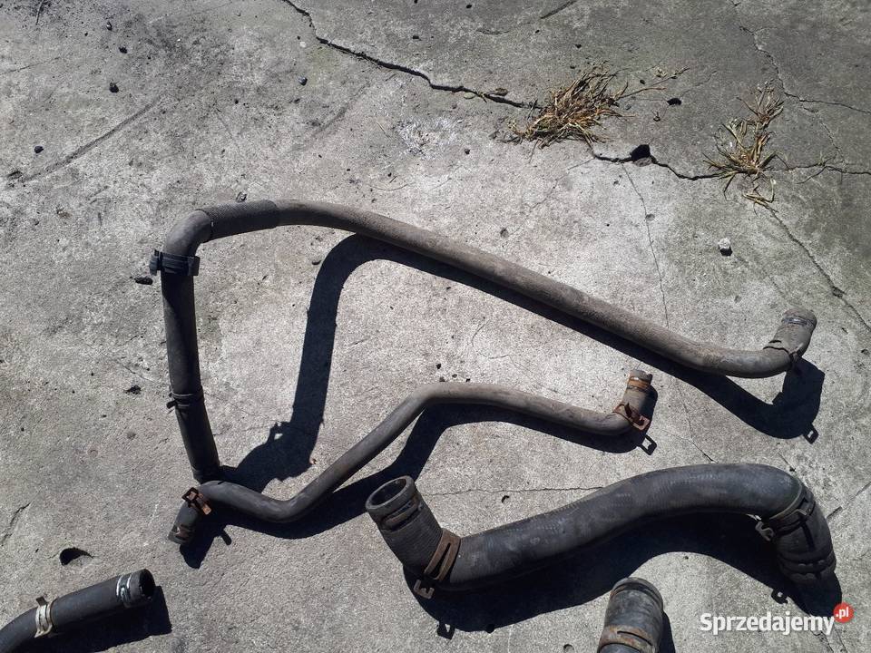 Węże przewody wodne chłodnicy 16 Megane 2 Scenic osobowe świętokrzyskie Sandomierz