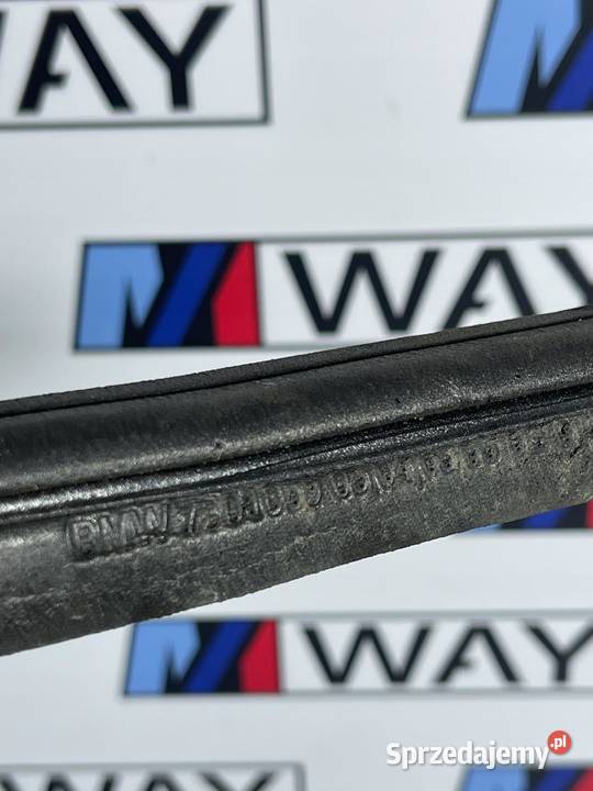 BMW F30 F31 M3 F80 USZCZELKA BŁOTNIKA BOCZNA