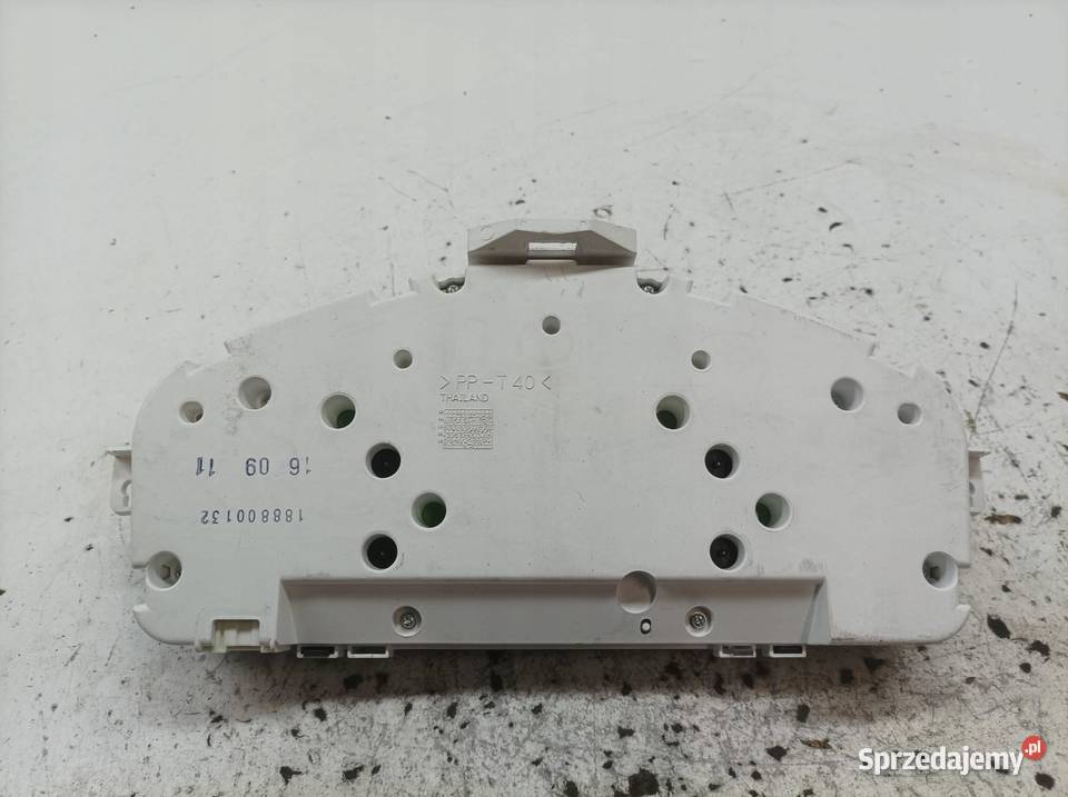 LICZNIK EU 30733371 20 B 145 Volvo C30 I osobowe