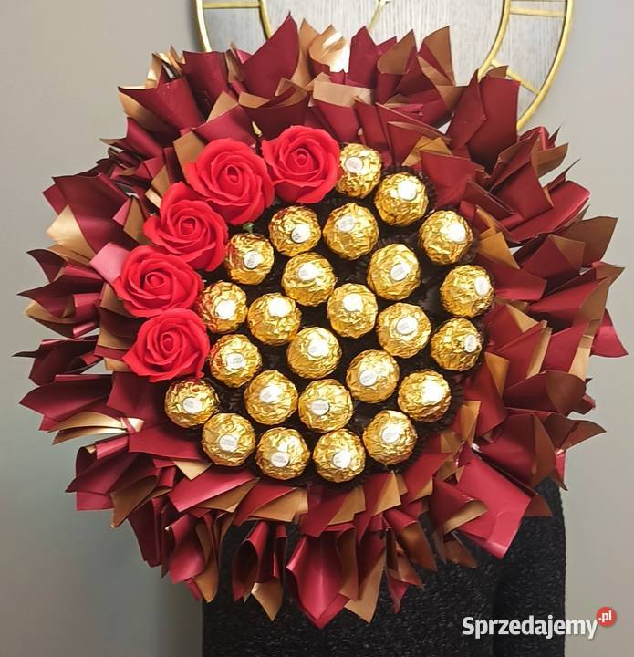 Czerwonozłoty bukiet z różami i Ferrero Rocher Gdynia