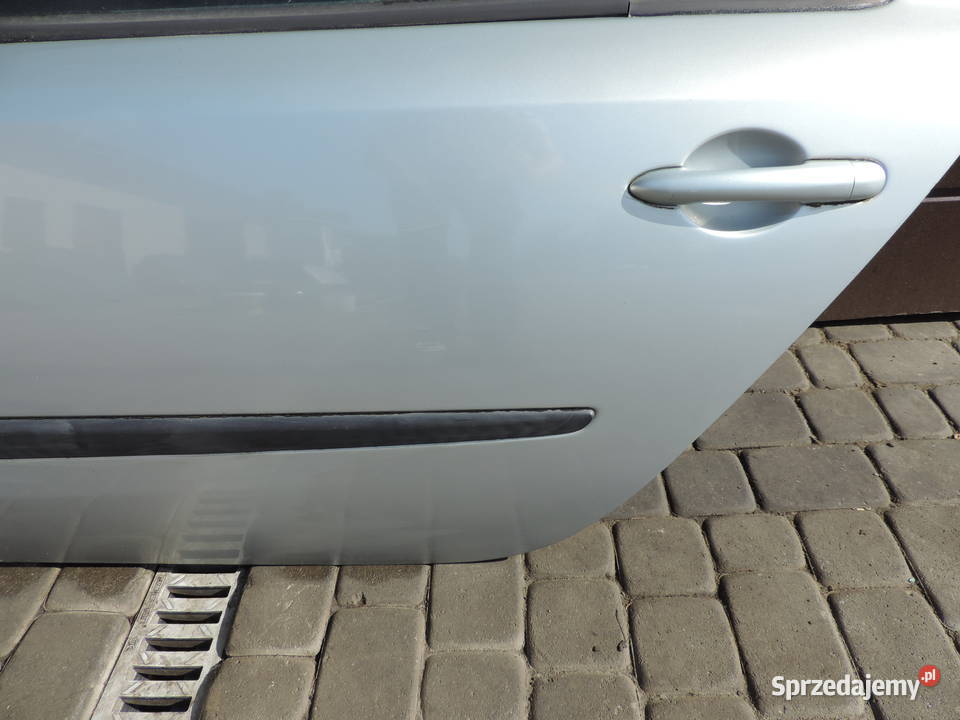 RENAULT LAGUNA 2 HB DRZWI LEWY TYŁ Drzwi małopolskie Nowy Sącz