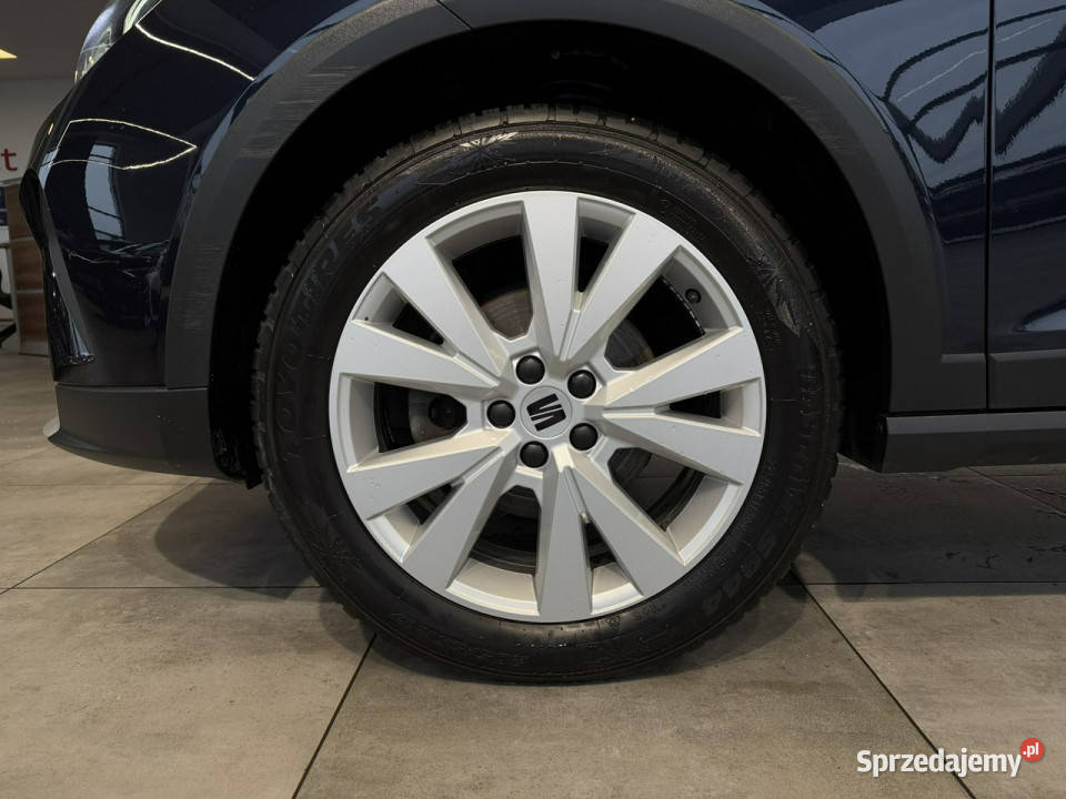 Seat Arona Xperience 10TSI 110 M6 2022 r salon lakier metallic Arona Myślenice