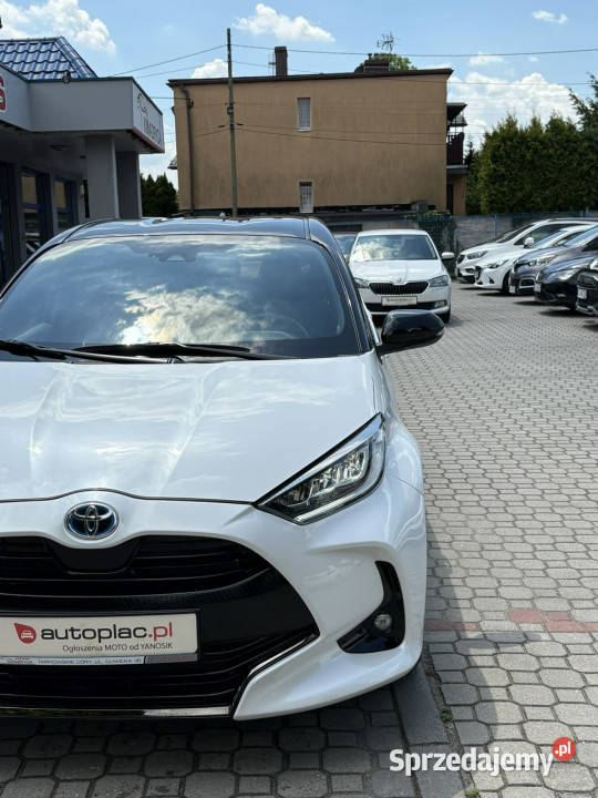 Toyota Yaris Rezerwacja IV 2020 wielofunkcyjna kierownica Tarnowskie Góry