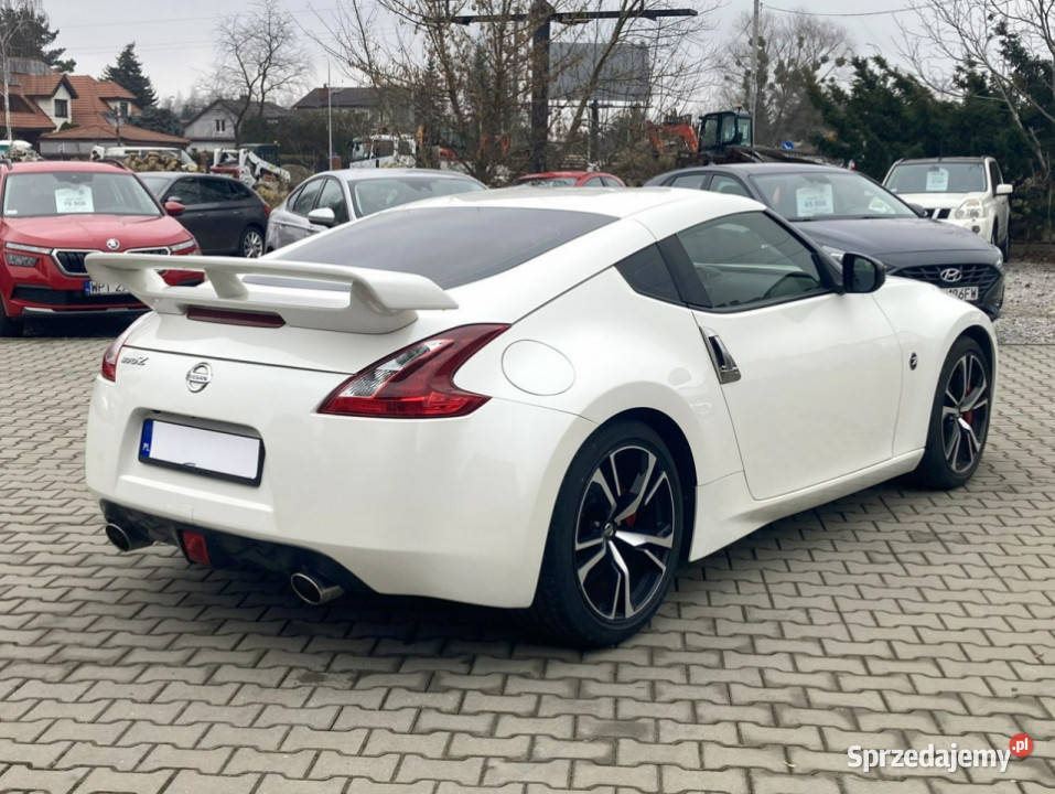 Nissan 370 Z Niski przebieg Super stan Automat mazowieckie Konstancin-Jeziorna sprzedam
