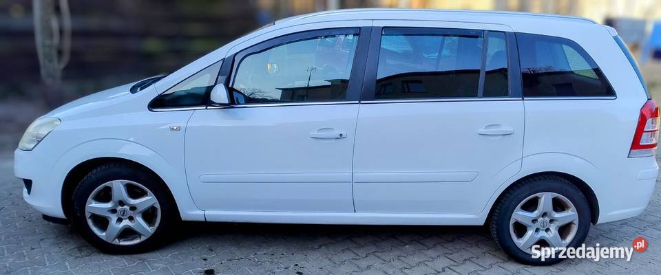 2008 Opel Zafira B 22 benzyna Rok produkcji 2008 Dolice