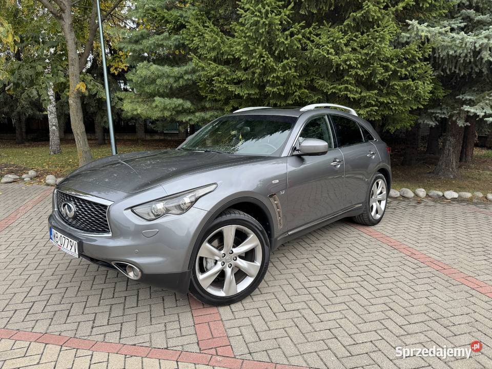 Infinity QX70 Salon Serwis ASO asystent parkowania mazowieckie Warszawa