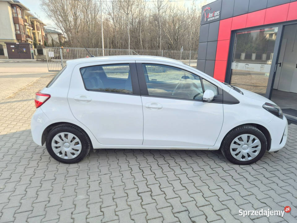Toyota Yaris Salon Polska Bezwypadkowy Faktura Konstancin-Jeziorna sprzedam