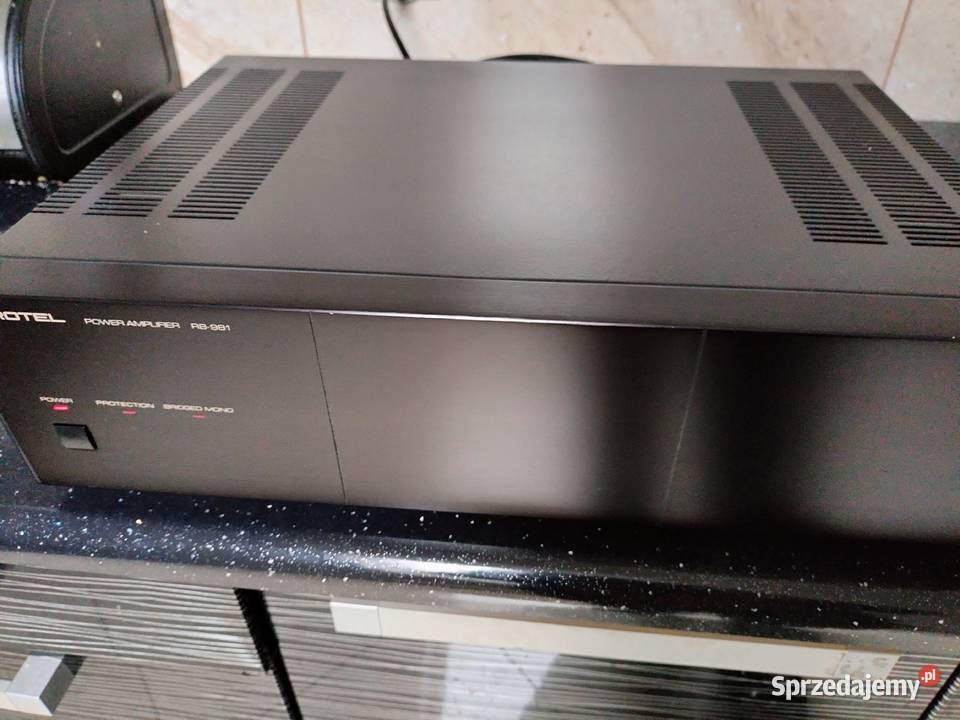 Rotel RB981RC972Pilot