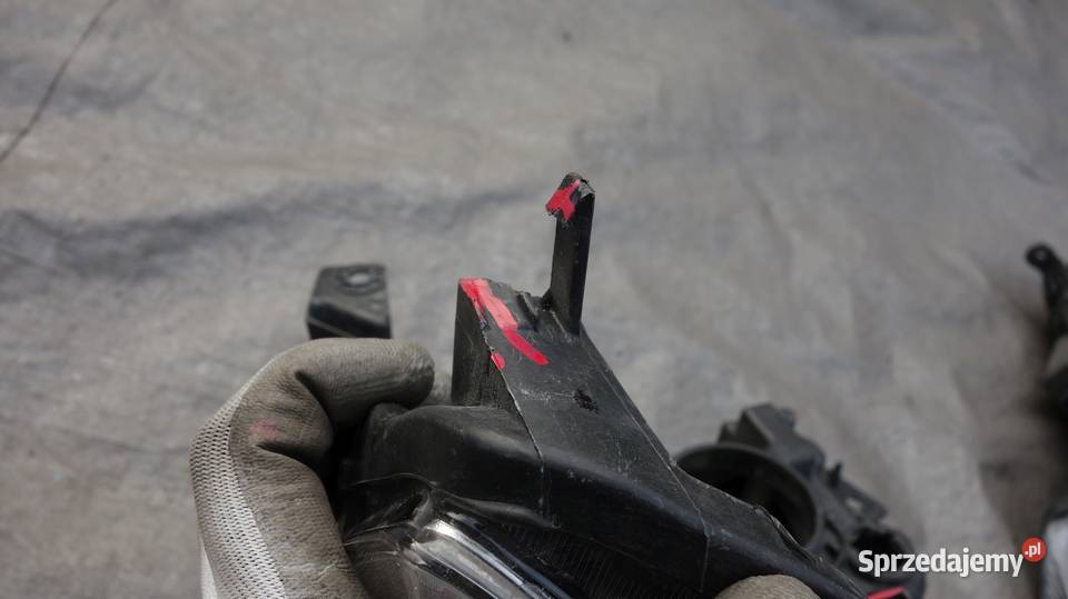 DACIA DOKKER LODGY LAMPA PRZOD PRAWA REFLEKTOR Ruda Śląska