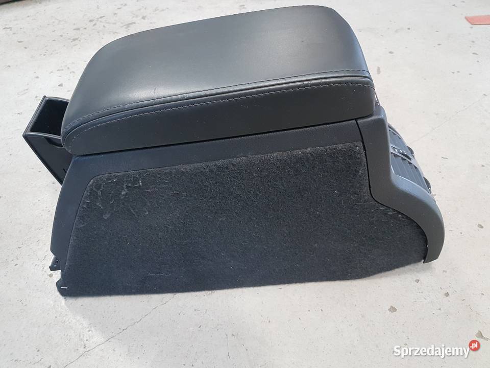 SKODA SUPERB PODLOKIETNIK SKORA KRATKA NAWIEWU Turek