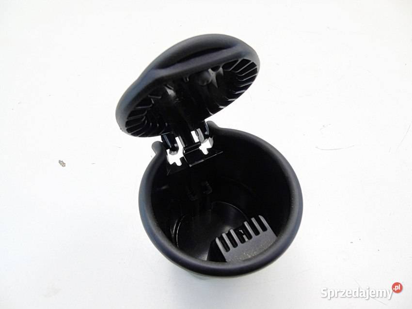 POPIELNICZKA ŚRODKOWA FOCUS MK3 III KOMBI Pozostałe sprzedam