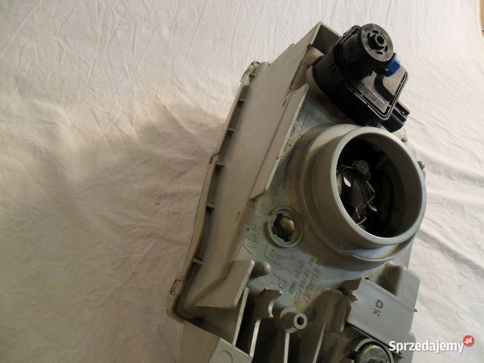 Reflektor Przód strona lewa Mitsubishi Pajero Nowy Tomyśl