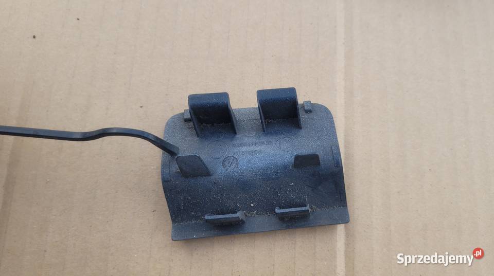 MERCEDES W204 KOMBI ZAŚLEPKA HAKA ZDERZAKA TYL sprzedam