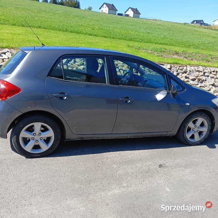 Toyota Auris Pisarzowa sprzedam