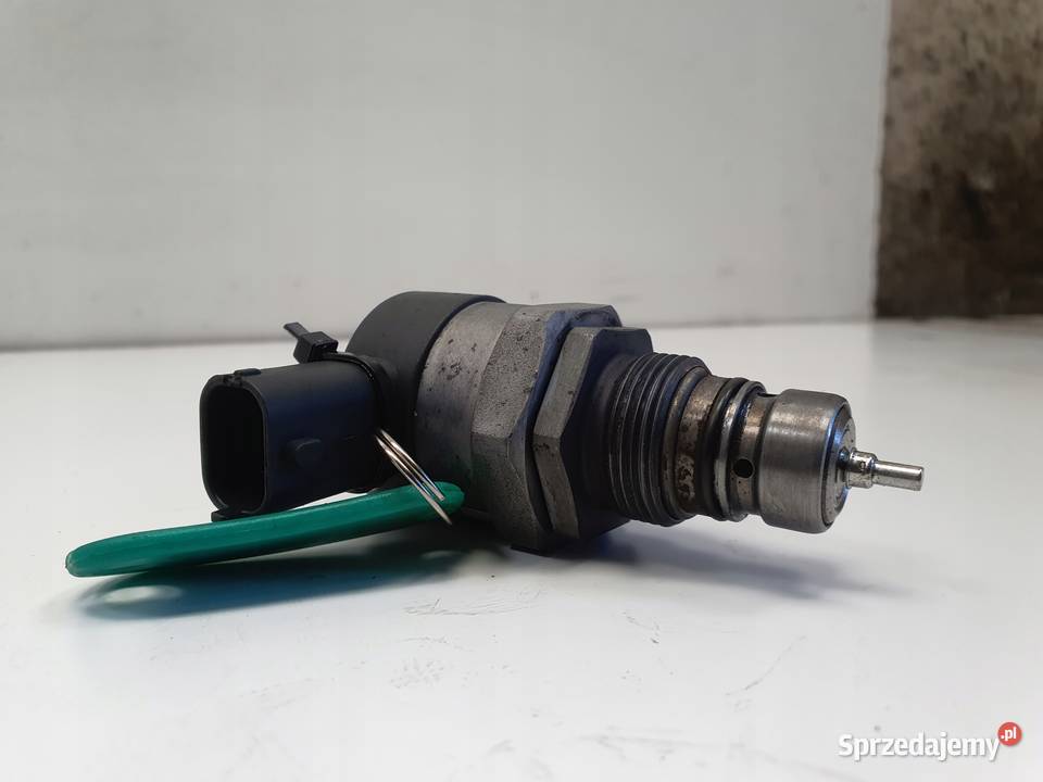 Volvo V70 III XC70 II 24 D5 CZUJNIK PALIWA zawór lubelskie Chełm