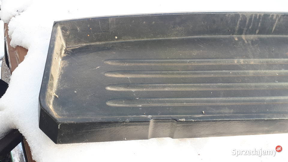 Zastava 1100 tylna półka plastikowa osobowe Gliwice