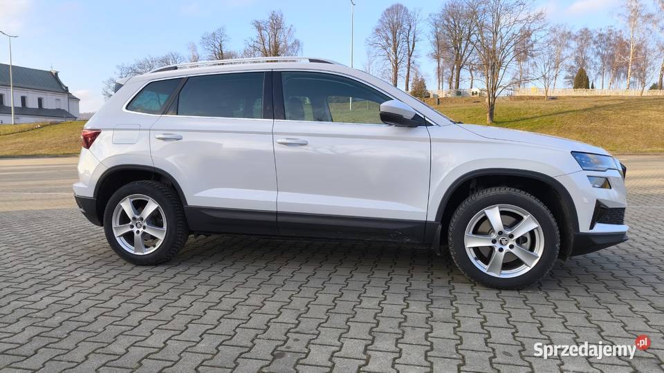 SKODA KAROQ 15 TSI Style 2023 salon przebieg 27 lakier metallic Dukla