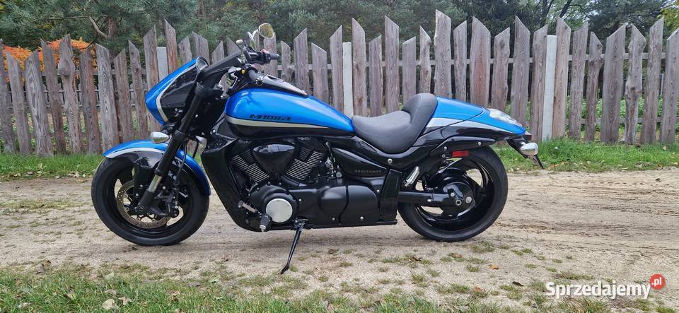 2022 Suzuki vzr 1800 boss intruder