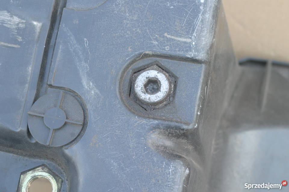 MERCEDES ATEGO MISKA OLEJOWA MISA 4 CYLINDRY