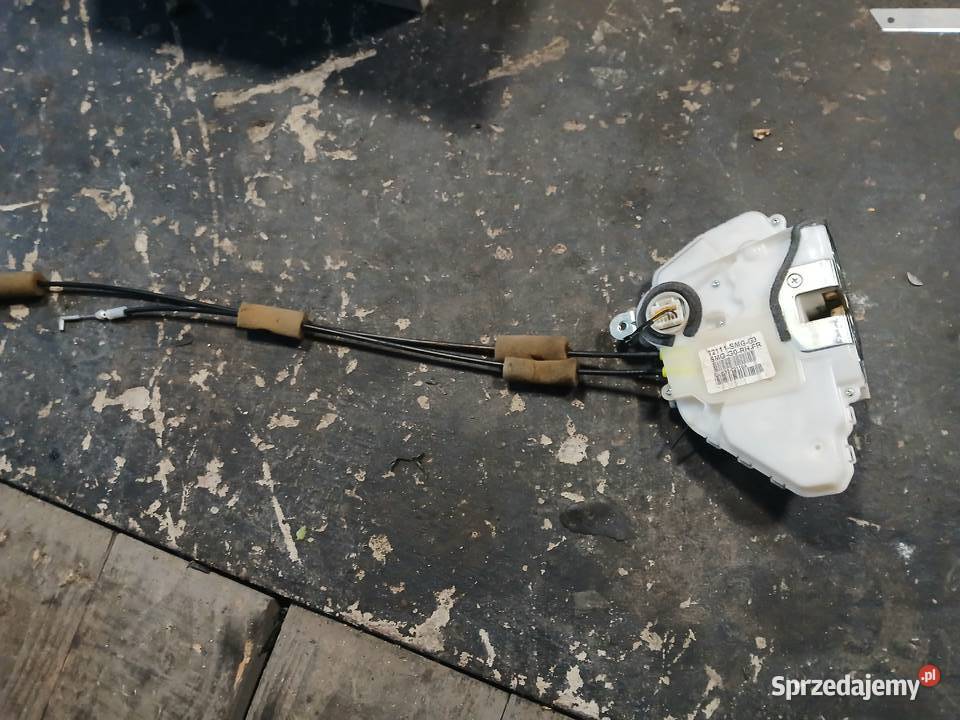 Zamek drzwi Prawy przedni Honda Civic VIII 8 UFO Radłów